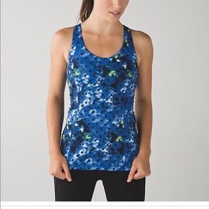 Lululemon Kanto Catch Me Tank Top Workout 
Windy Bloom Blue Size 4